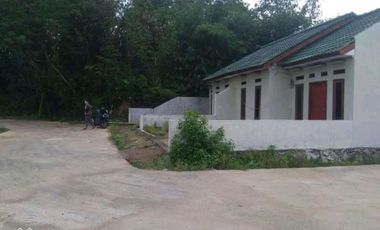 Rumah Murah Hook Tanah Luas Di Cikulur Ciracas