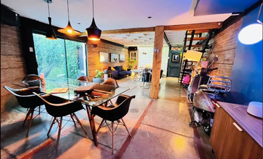 Casa en venta de 3D/3B Piscina en condominio Ñuñoa