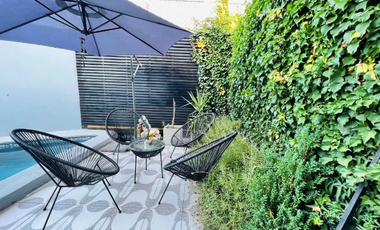 Casa en venta de 3D/3B Piscina en condominio Ñuñoa