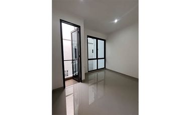Dijual Town House  murah di tengah kota di Rawasari, Cempaka Putih