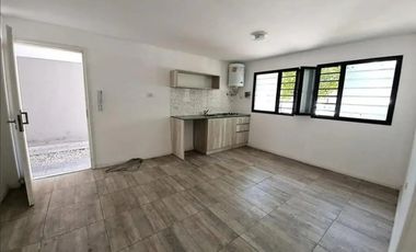 ** PH 2 ambientes a estrenar. P. baja. a la calle. Matheu y Neuquén