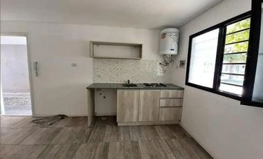 ** PH 2 ambientes a estrenar. P. baja. a la calle. Matheu y Neuquén