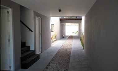 ** PH 2 ambientes a estrenar. P. baja. a la calle. Matheu y Neuquén