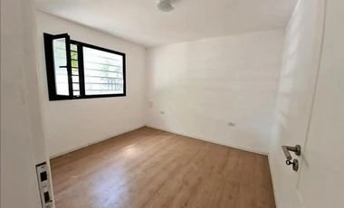 ** PH 2 ambientes a estrenar. P. baja. a la calle. Matheu y Neuquén