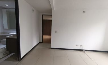 apartamento en arriendo en la cuenca. Cod A63867