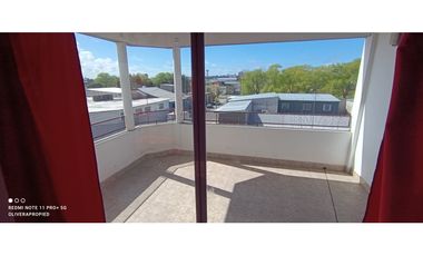 OPORTUNIDAD CASA EN PLANTA ALTA CON GALPÓN LOCAL Y GARAJE