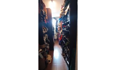 OPORTUNIDAD CASA EN PLANTA ALTA CON GALPÓN LOCAL Y GARAJE
