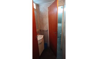 OPORTUNIDAD CASA EN PLANTA ALTA CON GALPÓN LOCAL Y GARAJE