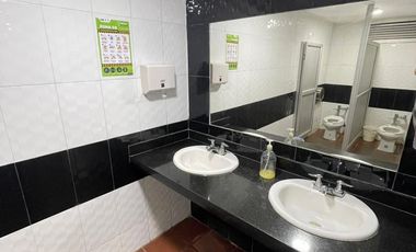 comercial (casa para comercio) en arriendo en la playa. Cod A5035