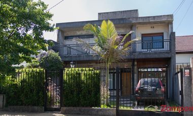 Casa - Olivos-Golf