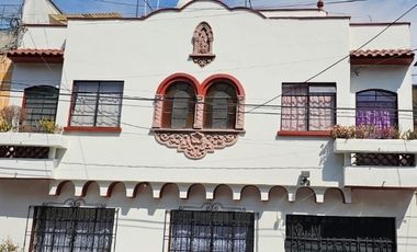 Edificio en venta para inversión con inquilinos en Antonio García, Cuauhtémoc