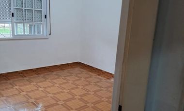 ALDO BONZI-VENTA-CASA MULTIFAMILIAR