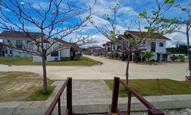 Beachfront villas at Argao Royal Palms Cebu 8.2m