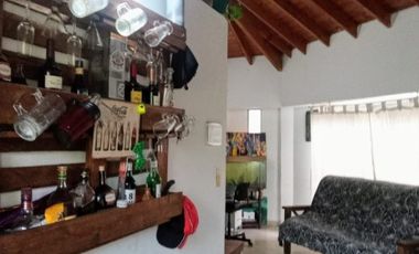 Casa con Departamento en venta en Barrio Luna