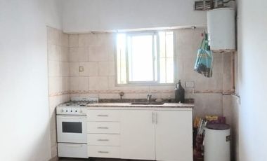 Casa con Departamento en venta en Barrio Luna