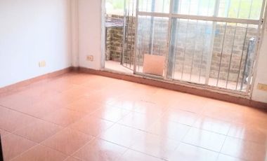 Casa con Departamento en venta en Barrio Luna