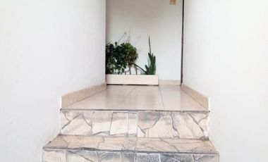 Casa con Departamento en venta en Barrio Luna
