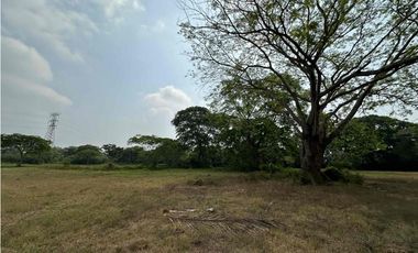 Terreno Industrial ideal para Empresas, Bodegas o Patio de maniobras