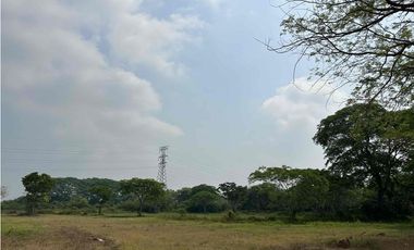 Terreno Industrial ideal para Empresas, Bodegas o Patio de maniobras
