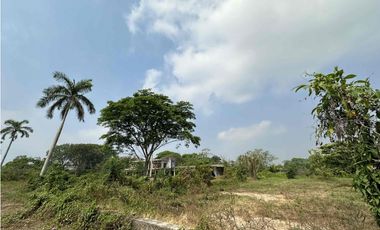 Terreno Industrial ideal para Empresas, Bodegas o Patio de maniobras
