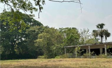 Terreno Industrial ideal para Empresas, Bodegas o Patio de maniobras