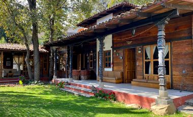 Cabaña campestre en privada arbolada