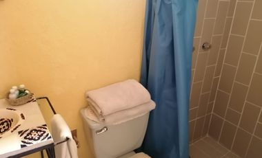 Cabaña campestre en privada arbolada