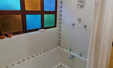 Cabaña campestre en privada arbolada