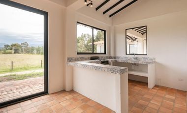 casa en arriendo en vereda gabriel. Cod A28489