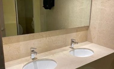 SE RENTA OFICINA AMUEBLADA EN LA  HERRADURA