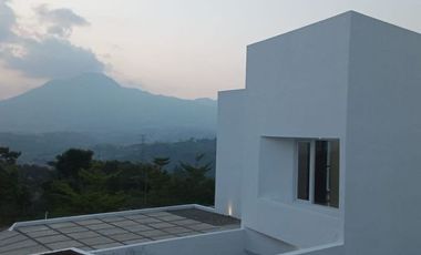 RUMAH MINIMALIS KONSEP ECOLIVING RASA VILLA DI JATINANGOR DKT UPI