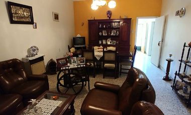 Casa para 2 Familias en venta en Monte Chingolo