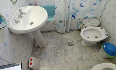 Casa para 2 Familias en venta en Monte Chingolo