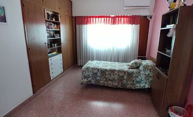 Casa para 2 Familias en venta en Monte Chingolo