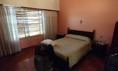 Casa para 2 Familias en venta en Monte Chingolo