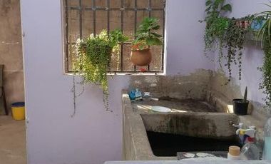 casa en venta en barrio  juana paula. Cod V100467