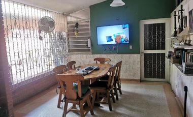casa en arriendo en caobos. Cod A1846