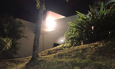 Departamento Dúplex Club Casa Blanca, Océano Pacífico: En Venta Exclusivo Departamento En La Playa, Urbanización Privada, Guardianía Permanente, Ecuad