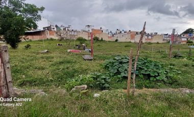 Se vende lote en la pampa, altura permitida 10 pisos  apto para construir vivienda