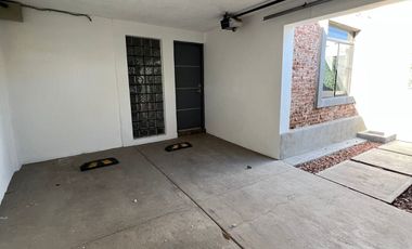 OFICINA EN VENTA AL NORTE EN BUGAMBILIAS