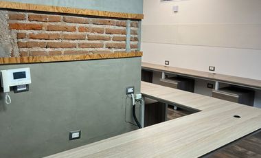 OFICINA EN VENTA AL NORTE EN BUGAMBILIAS