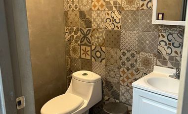 OFICINA EN VENTA AL NORTE EN BUGAMBILIAS