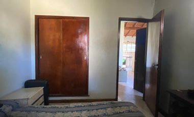 LATORRE PROP. VENDE CHALET 2 AMB CON PARQUE - HERMOSO ENTORNO CERCA DEL MAR