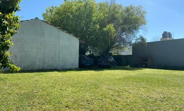 LATORRE PROP. VENDE CHALET 2 AMB CON PARQUE - HERMOSO ENTORNO CERCA DEL MAR