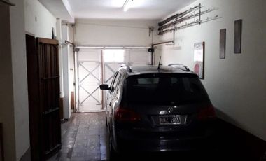 LATORRE PROP. VENDE DOS VIVIENDAS EN BLOCK CON PATIO Y GARAGE