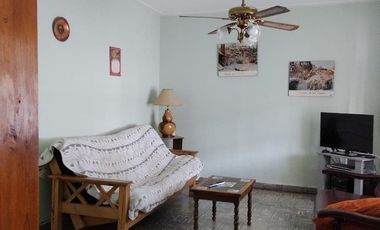 LATORRE PROP. VENDE DOS VIVIENDAS EN BLOCK CON PATIO Y GARAGE