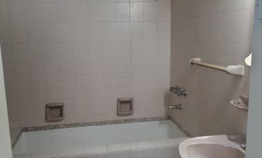 LATORRE PROP. VENDE DOS VIVIENDAS EN BLOCK CON PATIO Y GARAGE