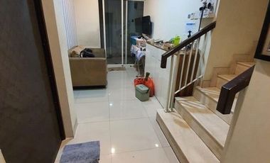 Rumah 3 Lantai di Crown Mansion Pantai Indah Kapuk Jakarta Utara