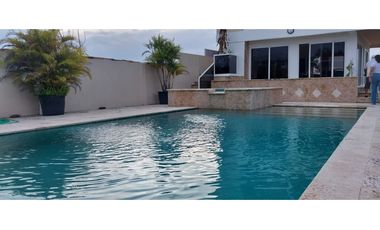 Se Vende Residencia Frente a La Playa – Punta Chame