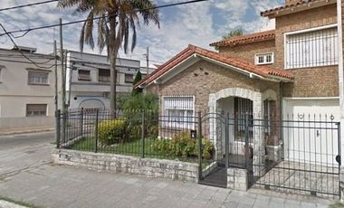 Chalet en venta en Bernal Centro